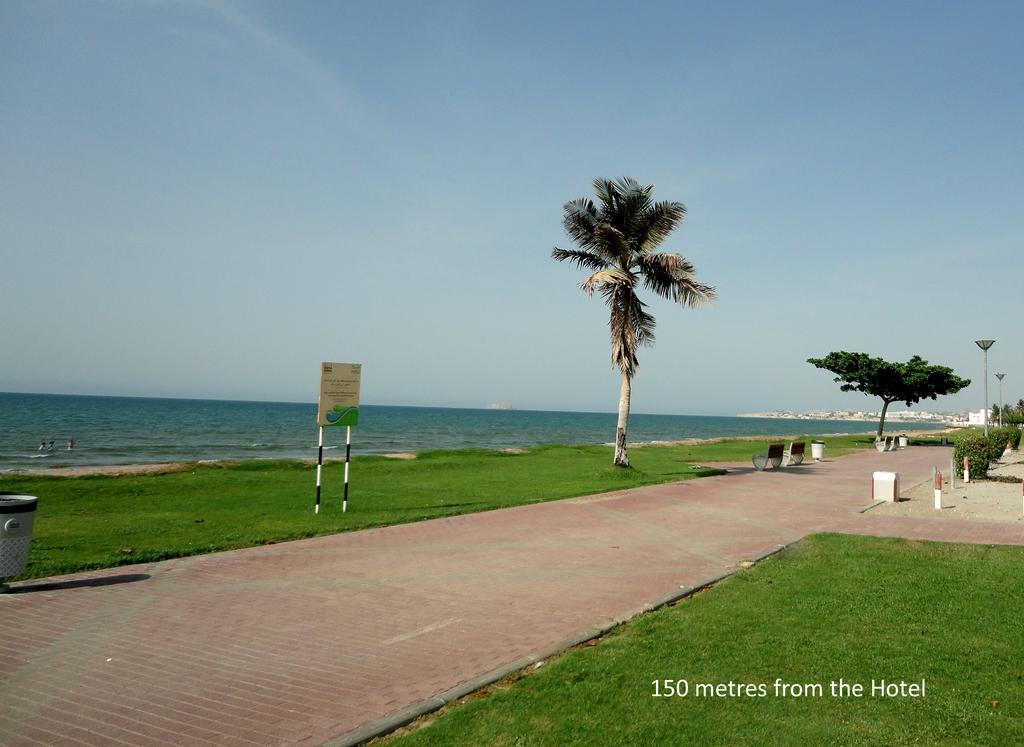 فندق فندق شاطىء الخليج مسقط المظهر الخارجي الصورة